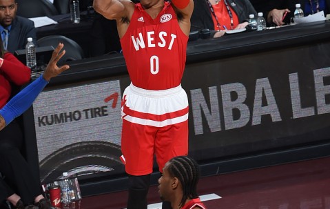 九游体育-西亚卡姆新星出色防守表现惊艳，MAD未来可期！的简单介绍