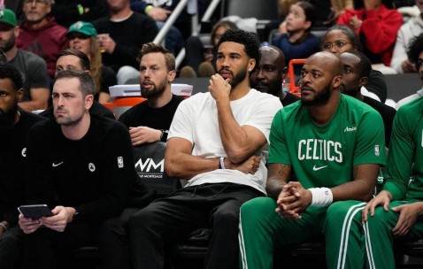 九游体育-塔图姆在美国队比赛中战术调整，回归赛场引发热议！的简单介绍