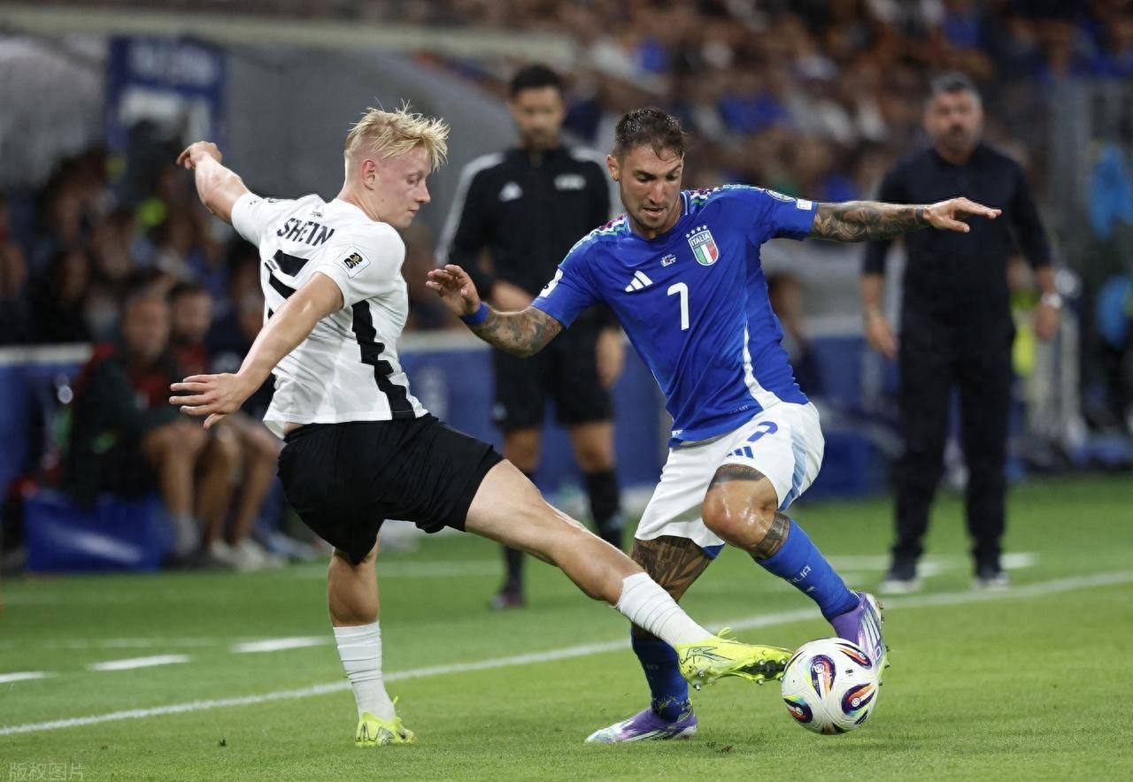  英格兰传奇中场 