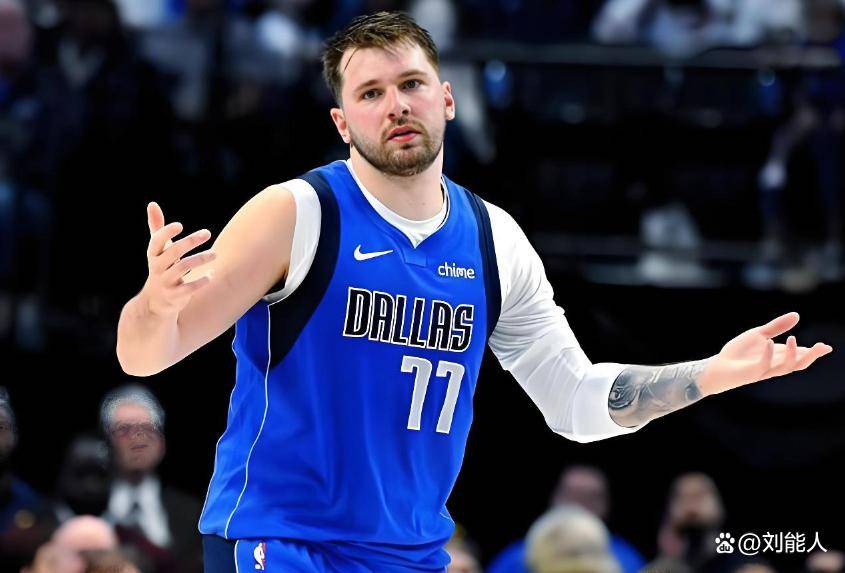 关于东契奇连续十二场比赛得分超过大胜,加拿大队挑战极限!的信息 关于东契奇连续十二场比赛得分超过大胜,加拿大队挑战极限!的信息