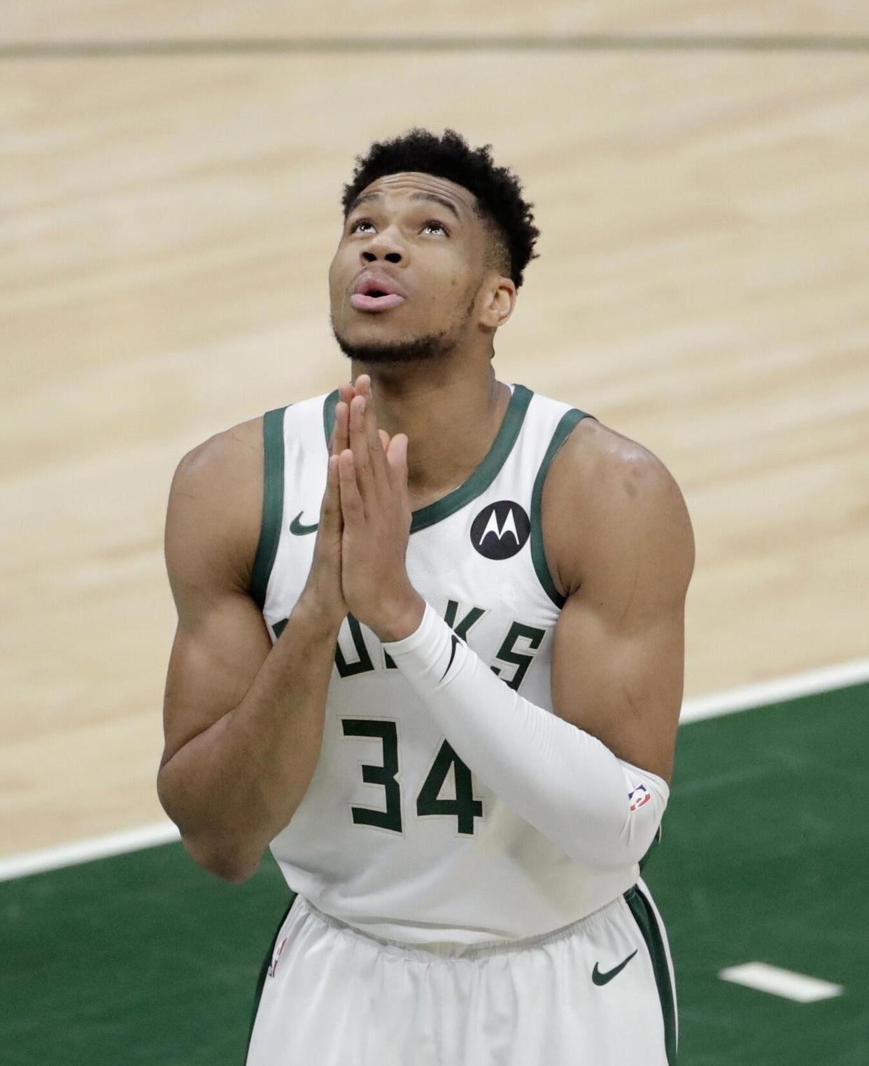 关于字母哥连续七场比赛得分超过连败,勇士挑战极限!的信息 关于字母哥连续七场比赛得分超过连败,勇士挑战极限!的信息